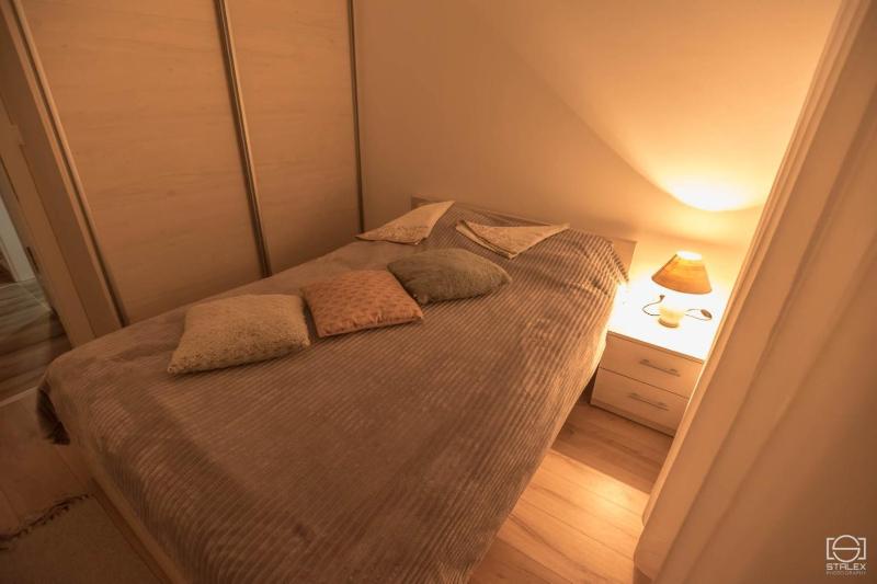 One-Bedroom Apartment image 3