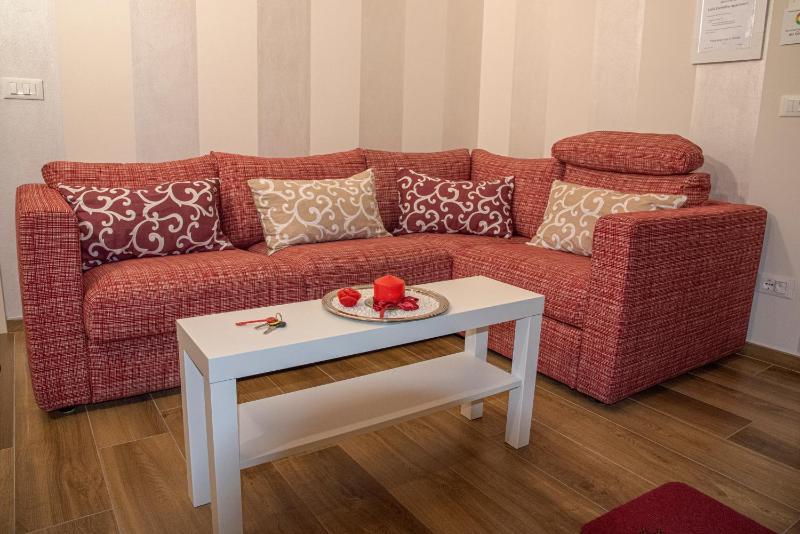 Lady Camollia Apartment - image 27
