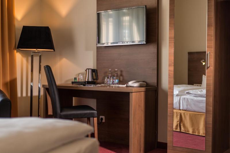 Comfort Double Room image 4