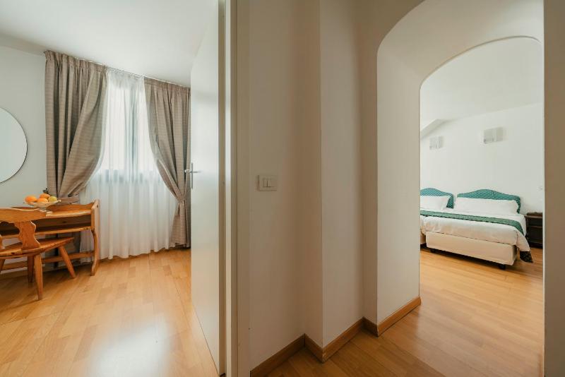 Triple Family Room image 4