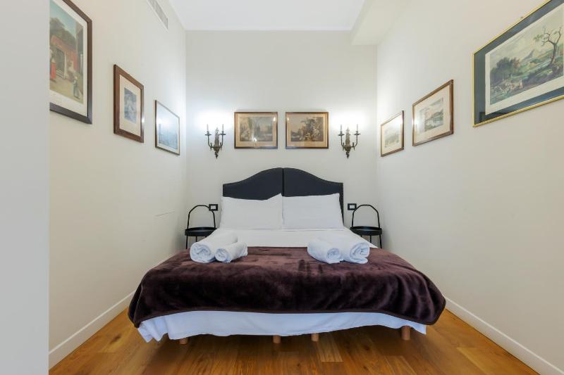 One-Bedroom Apartment image 1