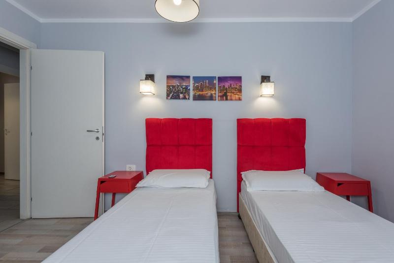Royal Accommodation - image 10