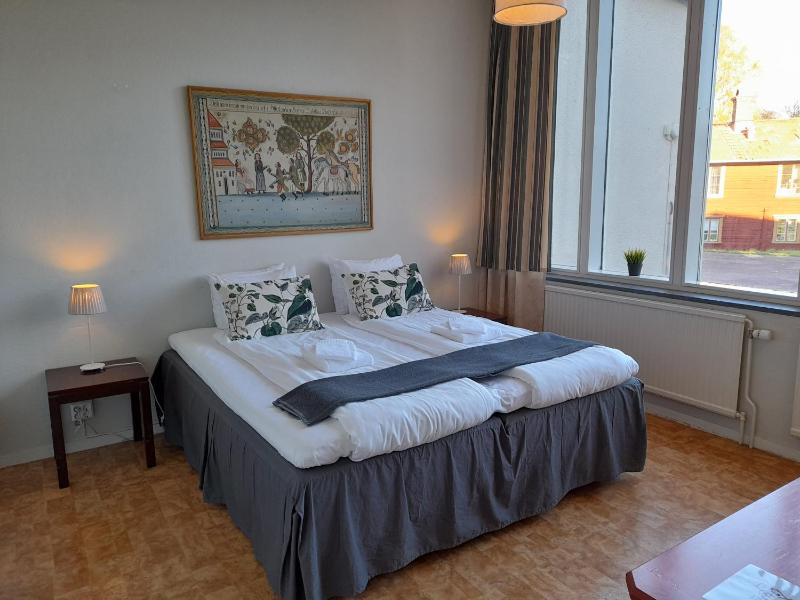 Double Room with Private Bathroom image 3