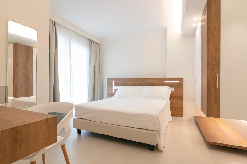 Double Room with Terrace image 1