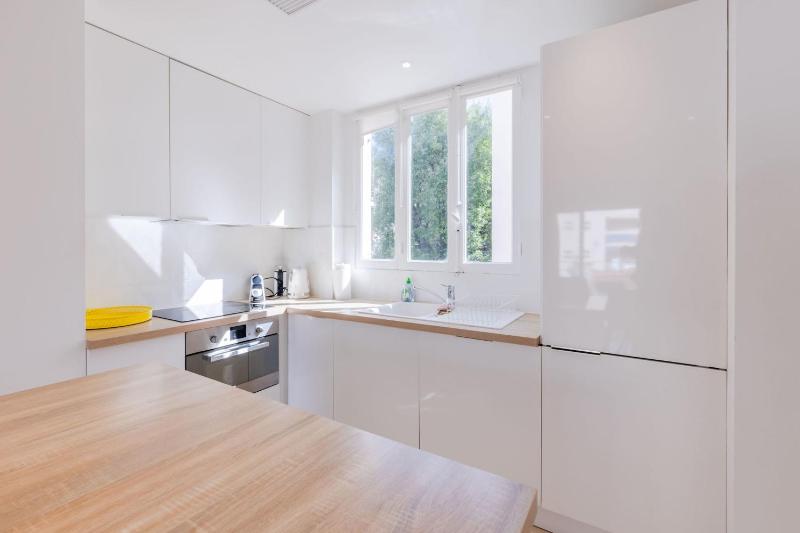 2Br 3 min from the center & the Croisette - image 13