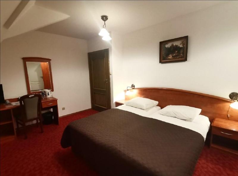 Economy Double Room image 1