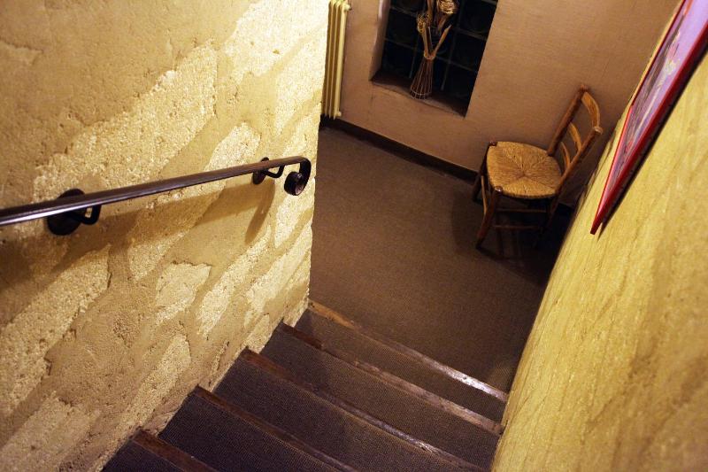 Single Room image 3