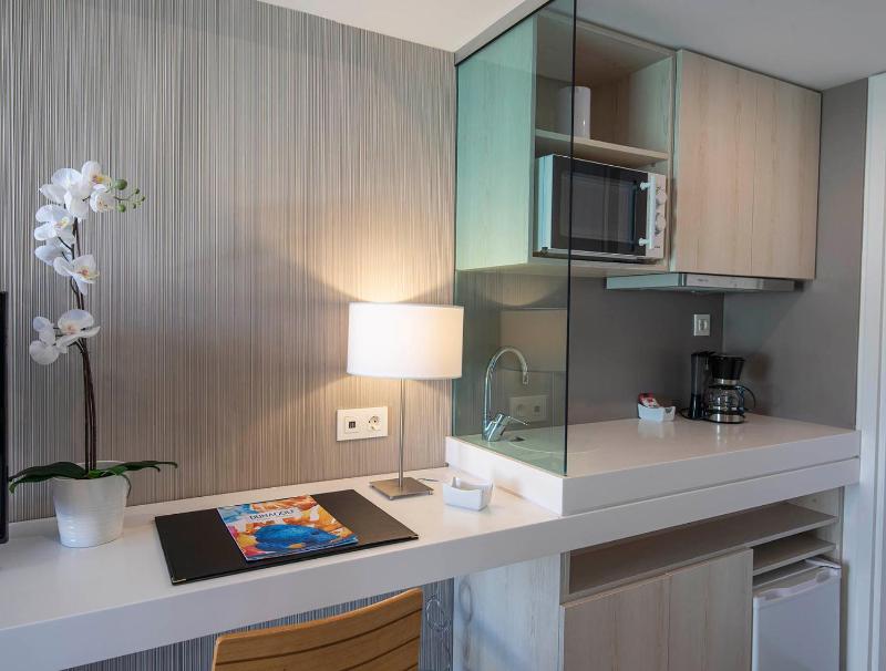 Suite vista jardín (1 adulto + 2 niño) image 4