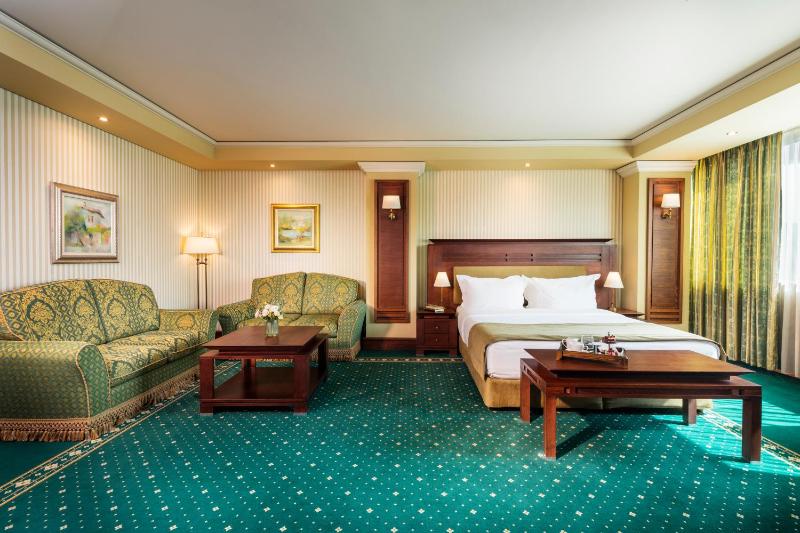 Superior Double Room image 1