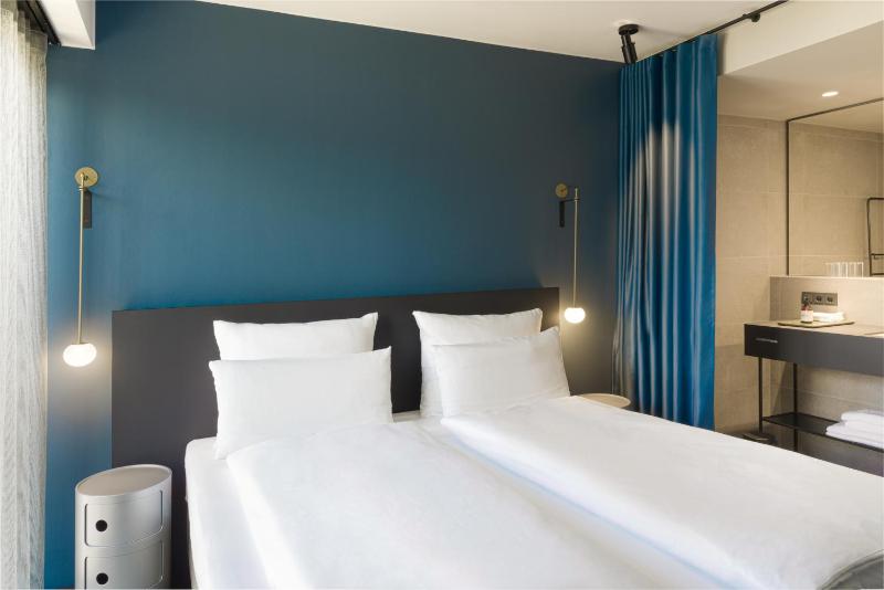 Lu Suite image 2