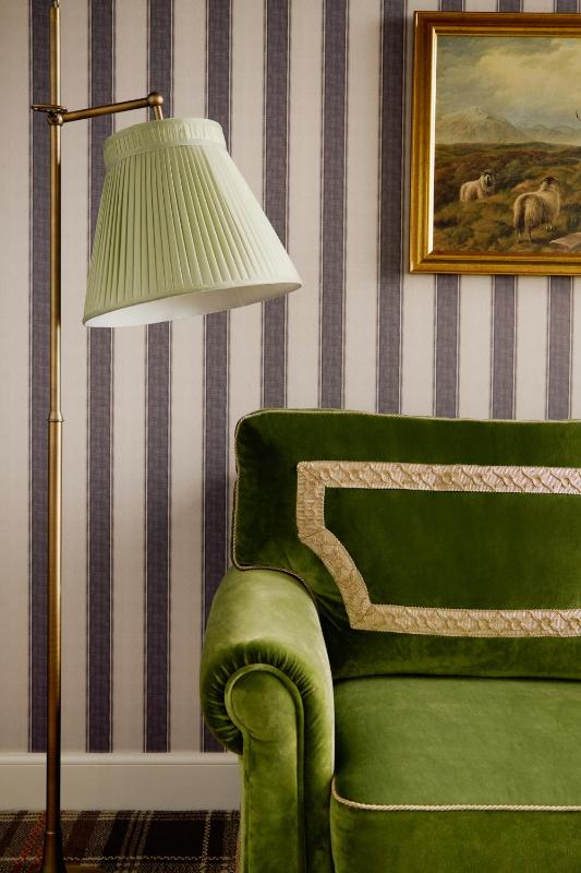 Deluxe Suite with Sea View image 2