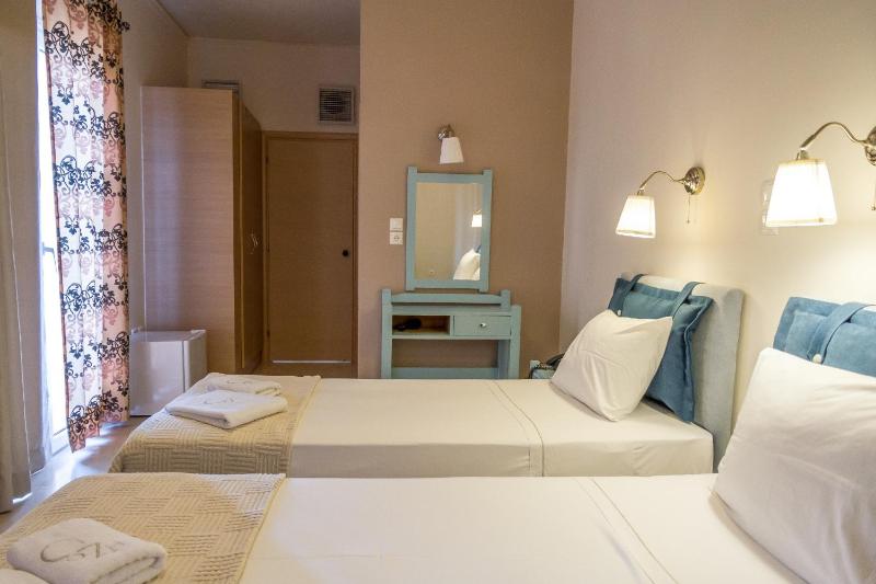 Standard Double or Twin Room with Balcony image 2