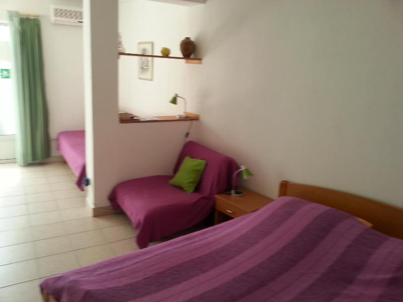 Studio Apartment (2 Adults) image 3