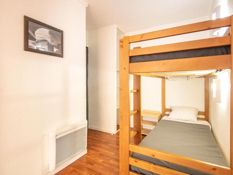 One-Bedroom Apartment (6 Adults) image 2