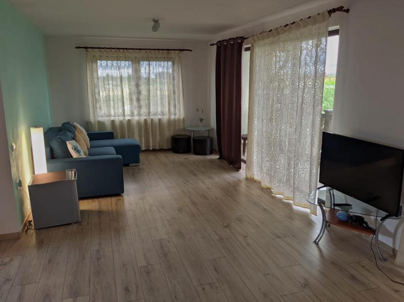 Deluxe Family Suite image 3