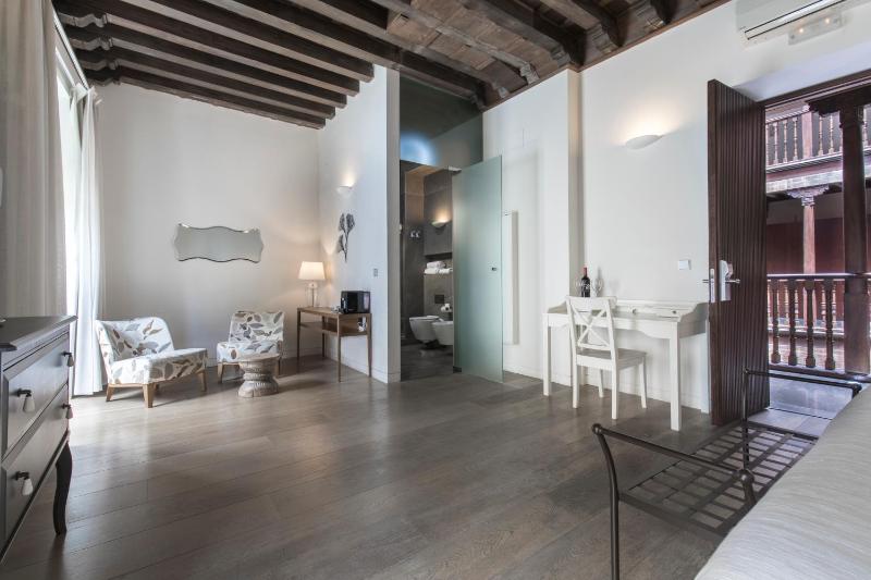 Suite with Alhambra View image 2