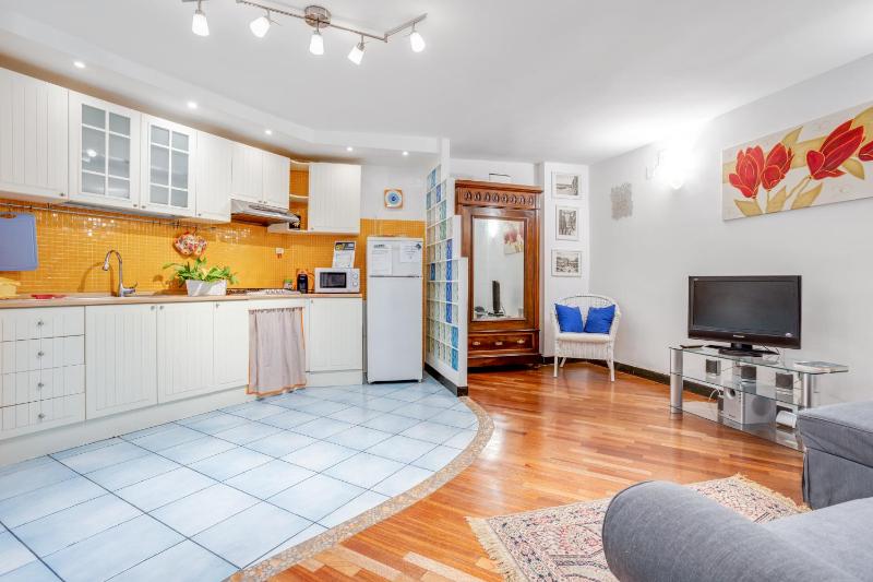 GuestHost - Casa Querida Central & Elegant Flat - image 8