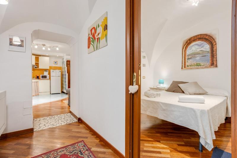 GuestHost - Casa Querida Central & Elegant Flat - image 7
