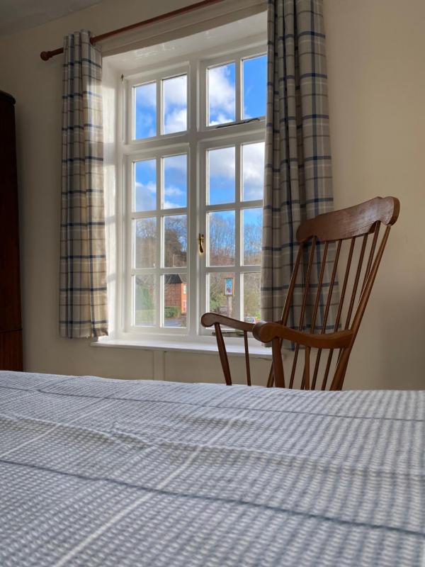 Double Room image 2
