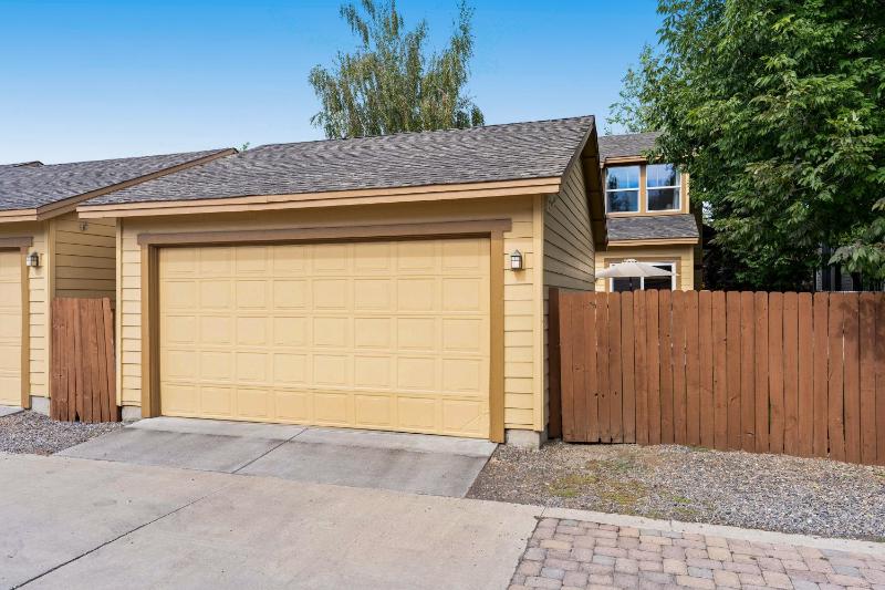 Two-Bedroom House image 2