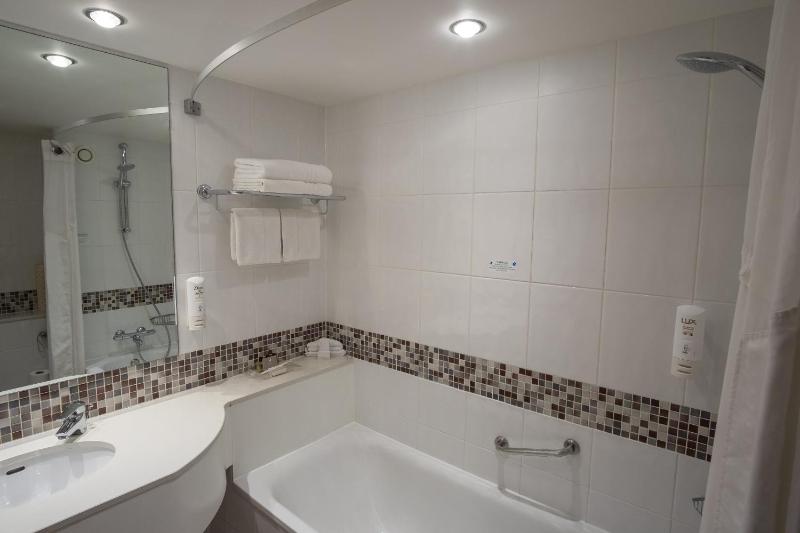 Standard Room image 1