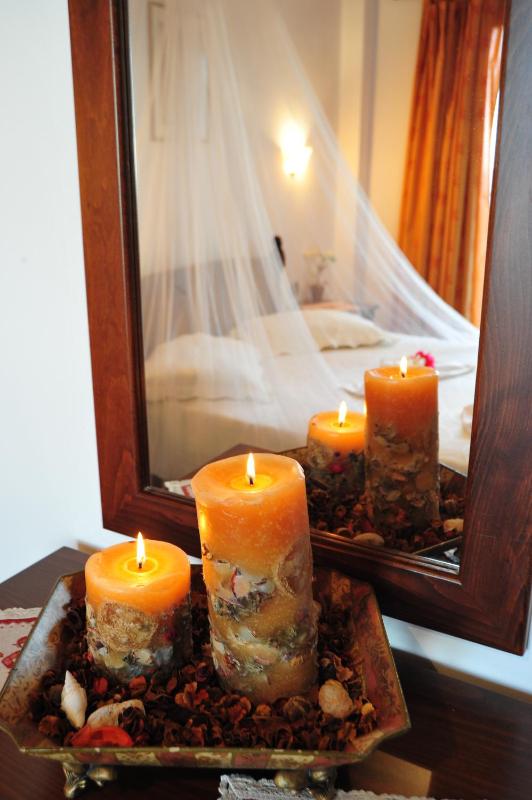 One-Bedroom Apartment image 2