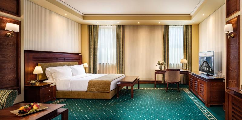 Superior Double Room image 4