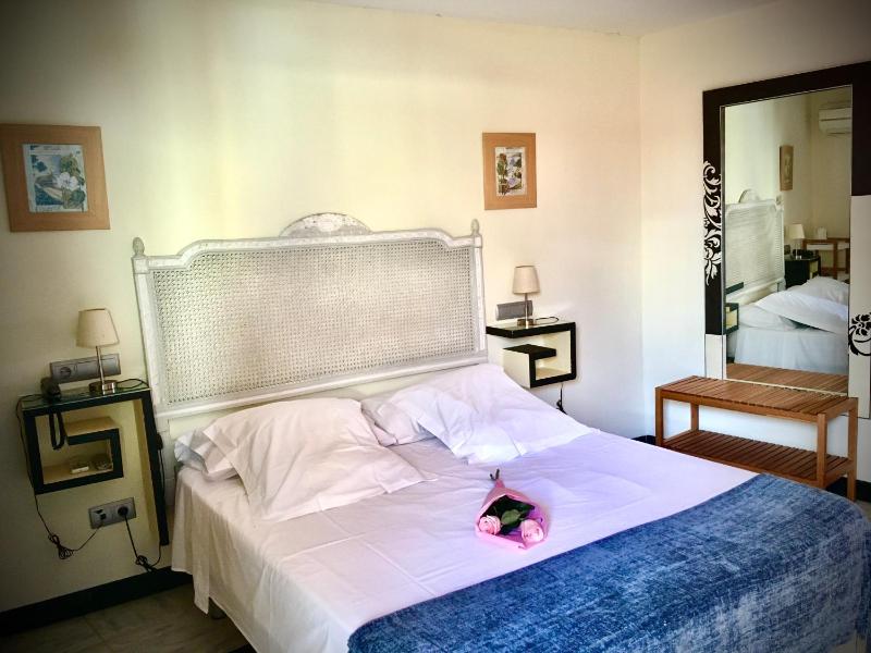 Single Room image 1