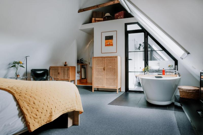 Junior Suite image 1