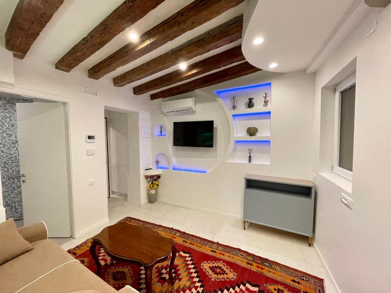 Hayez Rooms - image 7