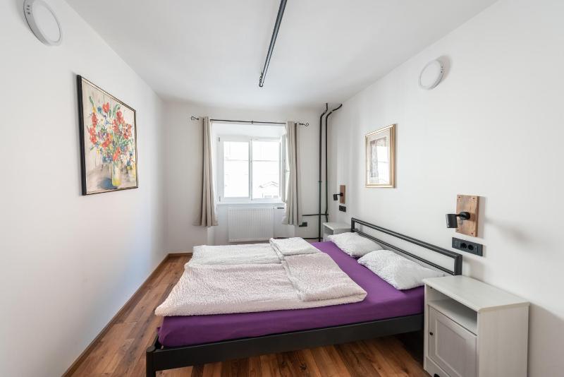 Double Room image 3