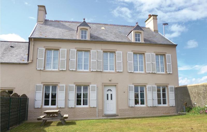 Nice Home In Saint-Marcouf With Kitchen Images
