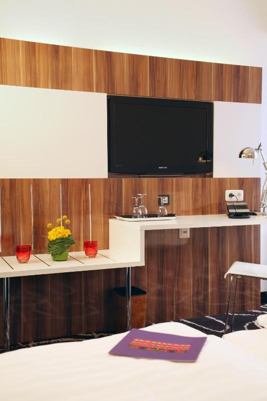 Ibis Styles Frankfurt City - image 5