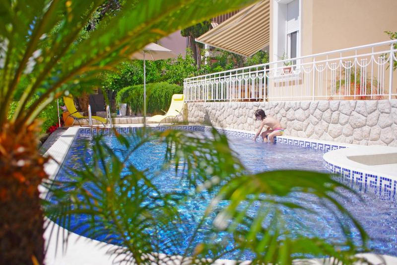 Guest House Villa Dagmar - image 9
