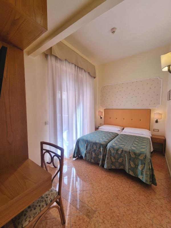Single Room image 1