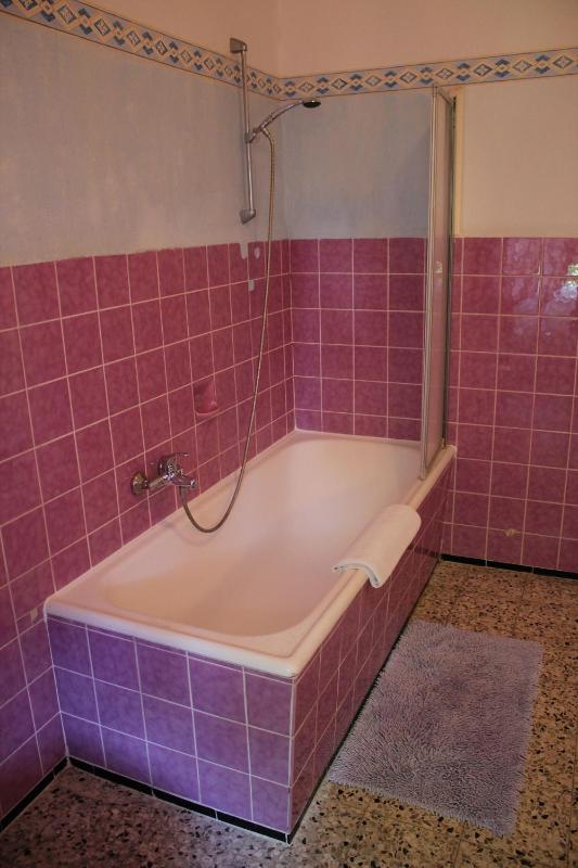 Standard Triple Room image 2