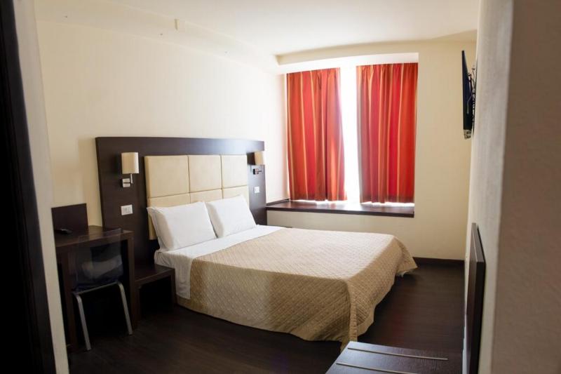 Budget Double or Twin Room image 1