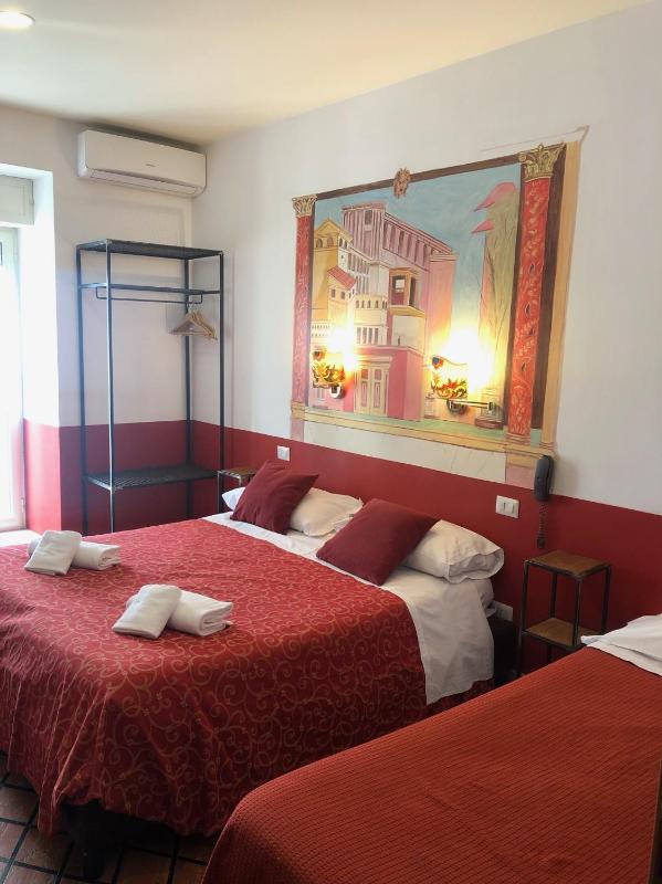 Quadruple Room image 1