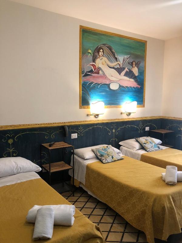 Triple Room image 1