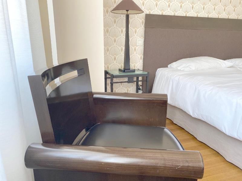 Superior King Room image 1