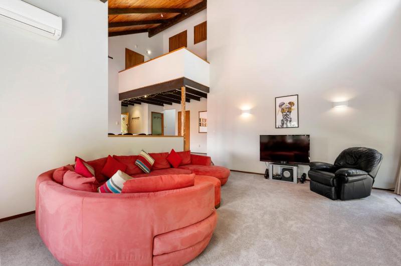 Garden Grove - Taupō Holiday Home - image 23