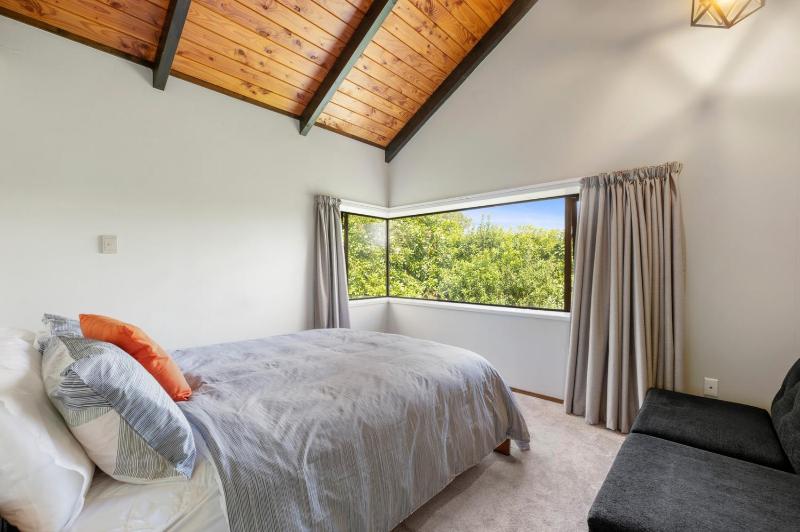 Garden Grove - Taupō Holiday Home - image 8