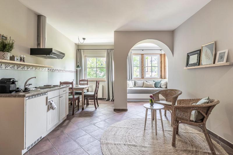 Studio Apartment image 4