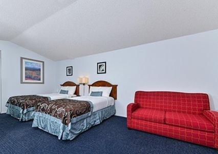 Double Room with Two Double Beds - Non-Smoking image 1