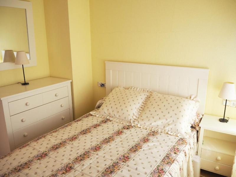 Saromar I Apartament amb gran terrassa per 6 persones a 5 minuts de la Platja Gran - image 21