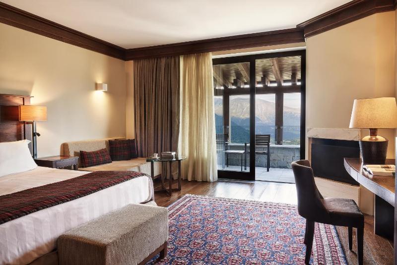 Panorama Suite with Mountain View image 1
