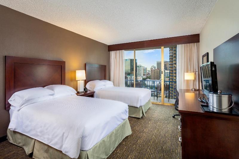 2 Double Beds, Superior Room, Skyline View, Non-Smoking image 4