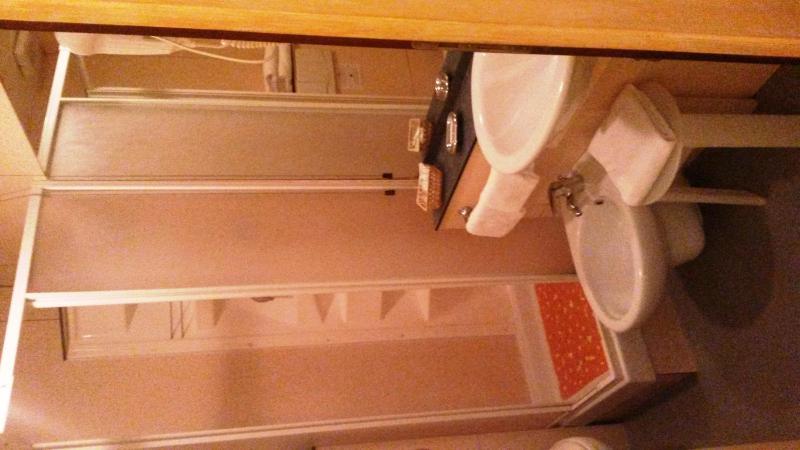 Small Double Room image 4