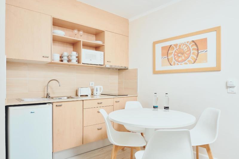One-Bedroom Apartment (1 Adult + 1 Child) image 4