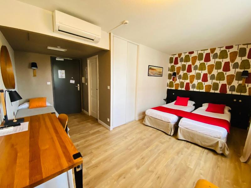 Triple Room image 3
